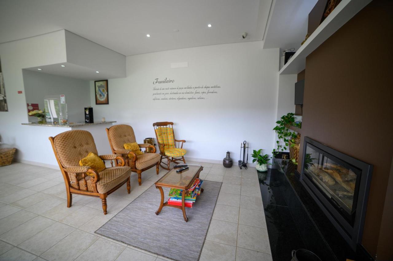 Funileiro, Apartamentos E Quartos Amares Esterno foto